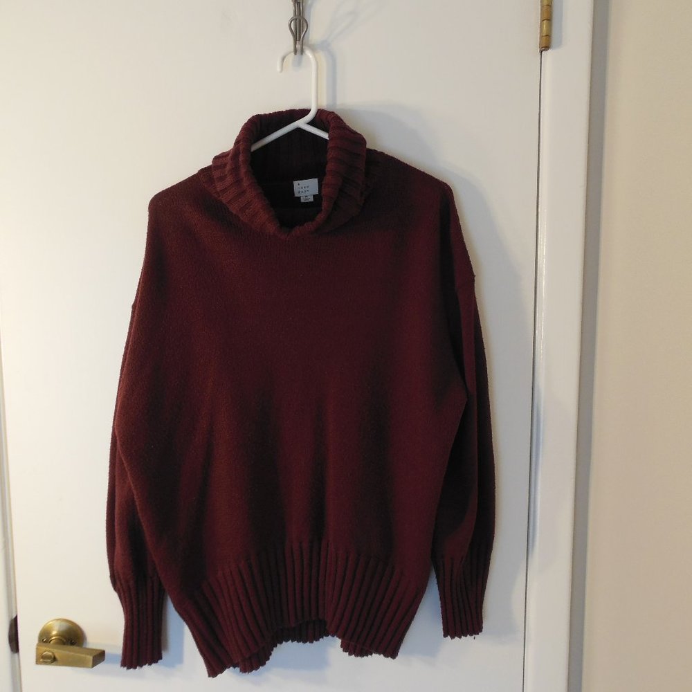 A new day Women's Turtleneck Rust Sweater - Medium